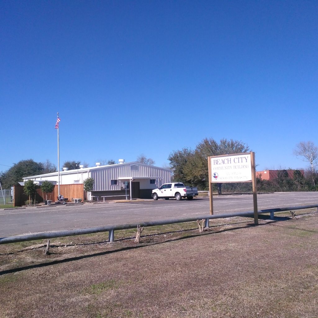 Roofing Contractor in Beach City, TX