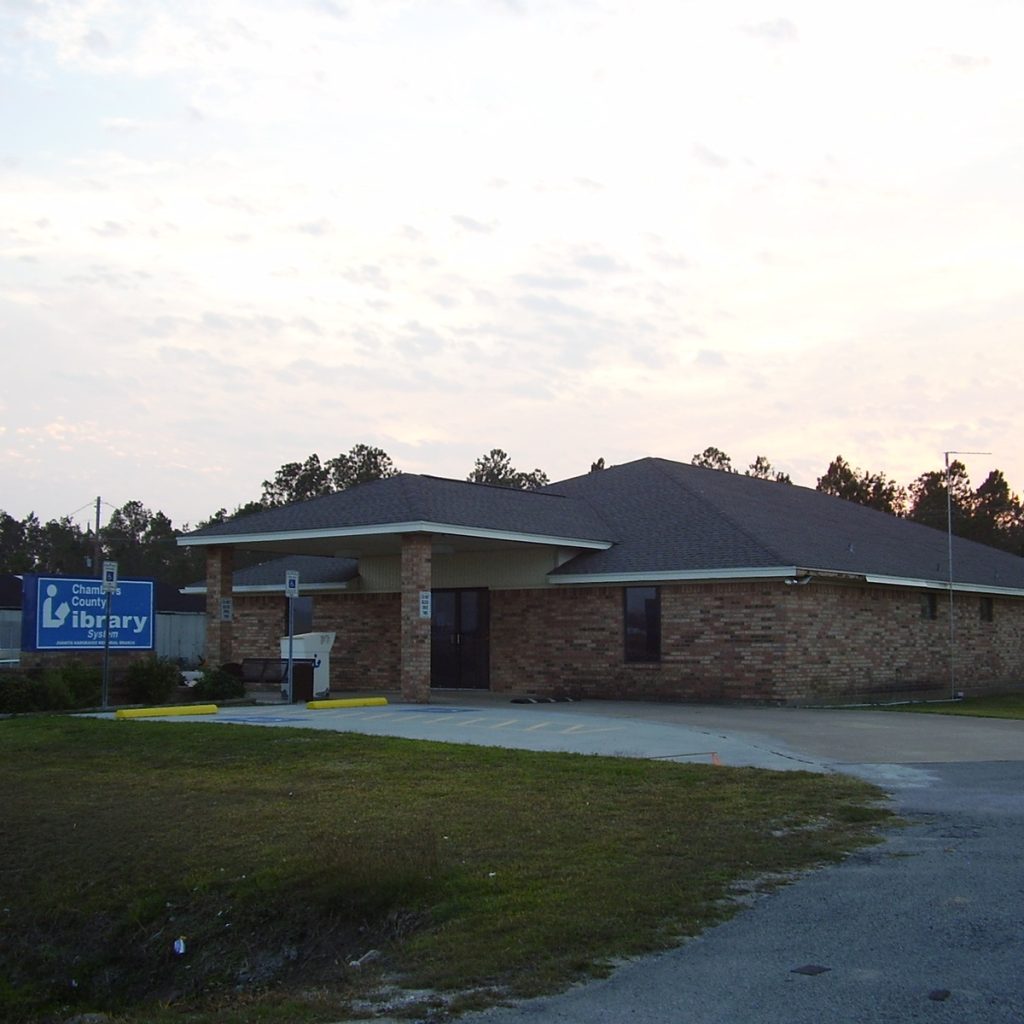 Roofing Contractor in Winnie, TX